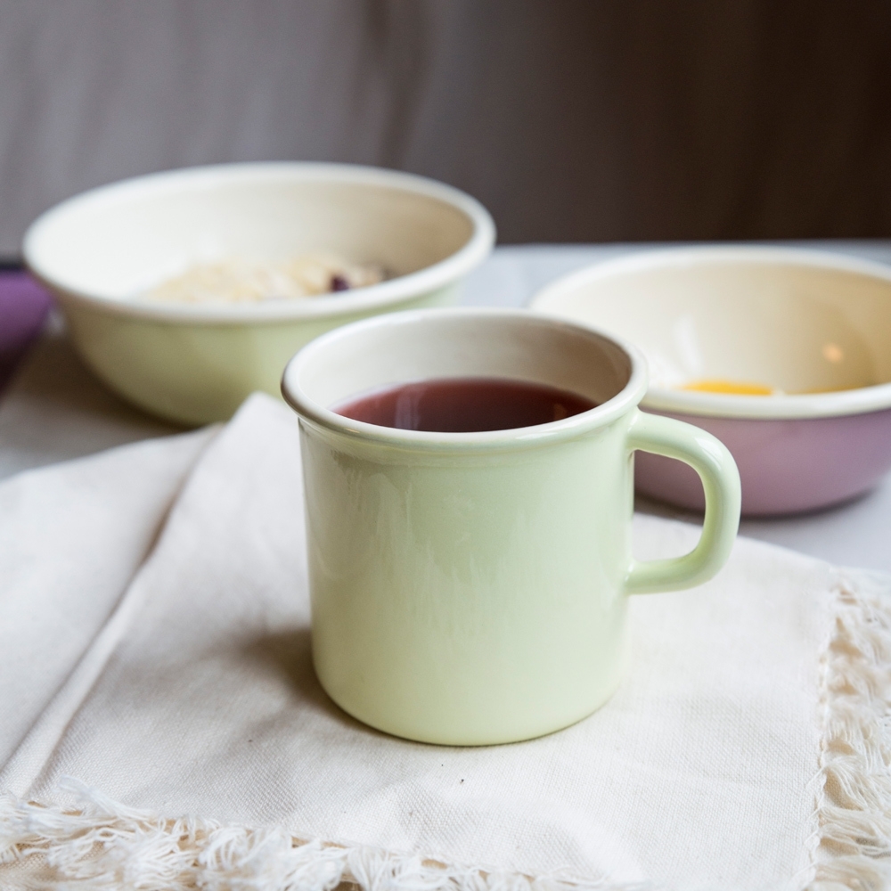 Riess CLASSIC - Bunt/Pastell - Topf mit Bördel/Trinkbecher Riess CLASSIC - Bunt/Pastell - Topf mit Bördel/Trinkbecher